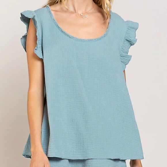 POL Tops - Pol Woven Blouse with round raw-edge neckline, ruffle detailing on the armhole